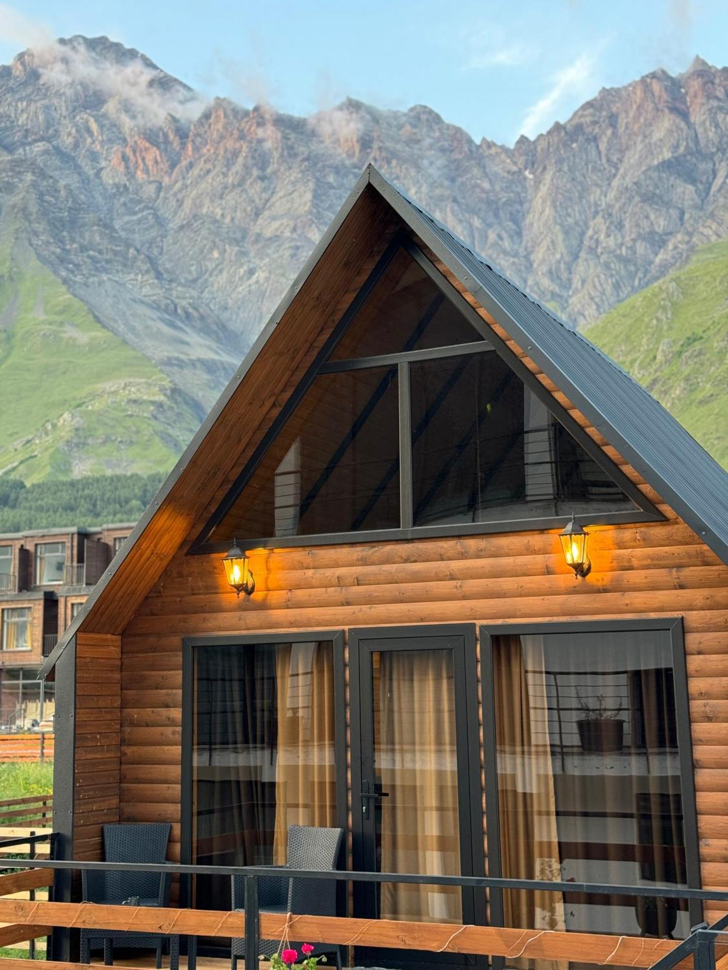 Outdoor Cottages Kazbegi Exterior photo