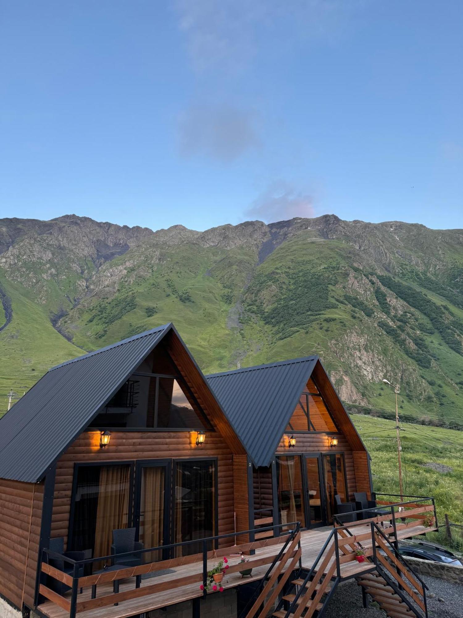 Outdoor Cottages Kazbegi Exterior photo